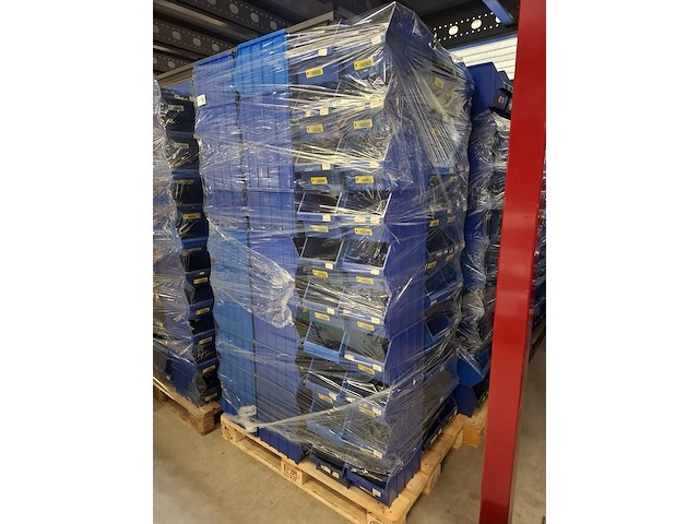6x pallet met magazijnbakken - afbeelding 3 van  3