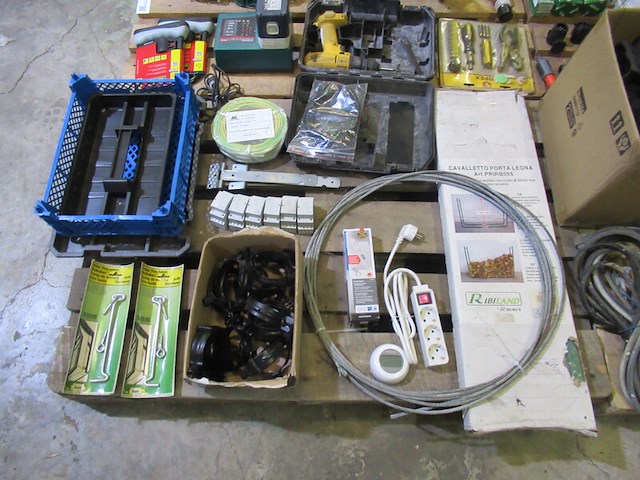 6x pallets met diversen - afbeelding 11 van  12