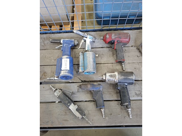 6x pneumatisch gereedschap - afbeelding 1 van  5