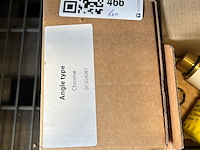 6x sanitair en badkameraccessoires - afbeelding 14 van  24
