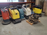 6x schrobzuigmachine karcher, numatic, tennant en hako - afbeelding 1 van  38