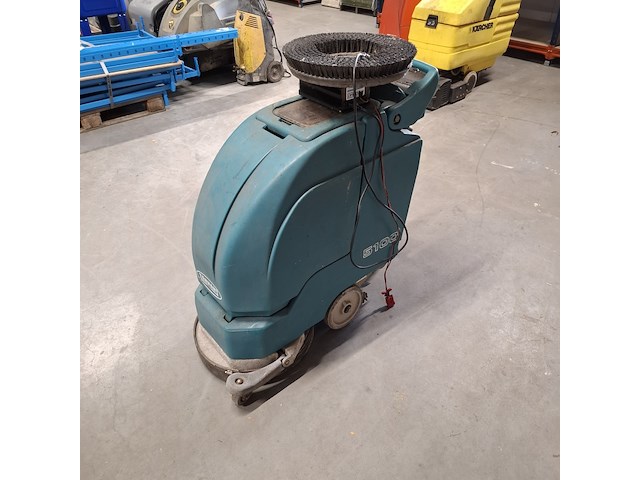 6x schrobzuigmachine karcher, numatic, tennant en hako - afbeelding 16 van  38
