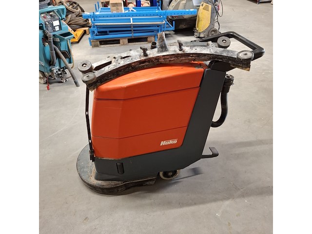 6x schrobzuigmachine karcher, numatic, tennant en hako - afbeelding 28 van  38