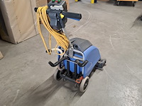 6x schrobzuigmachine karcher, numatic, tennant en hako - afbeelding 38 van  38