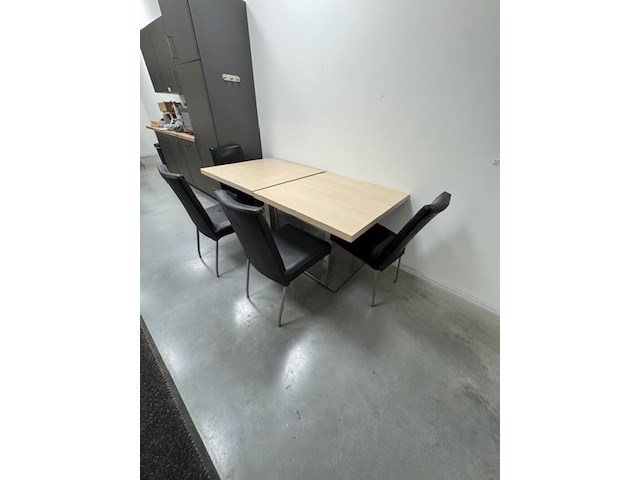 6x tafel en 12x stoel - afbeelding 1 van  3
