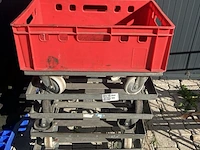 6x transportkarren met 3 kratten
