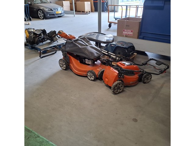 6x tuingereedschap en 4x benzinemotor, o.a. husqvarna, toro, stiga - afbeelding 1 van  52