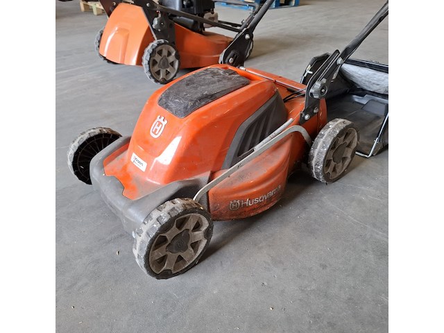 6x tuingereedschap en 4x benzinemotor, o.a. husqvarna, toro, stiga - afbeelding 14 van  52