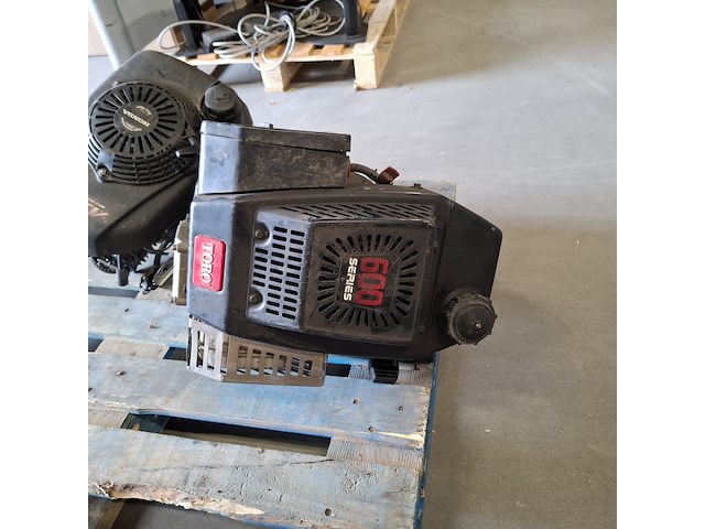 6x tuingereedschap en 4x benzinemotor, o.a. husqvarna, toro, stiga - afbeelding 29 van  52