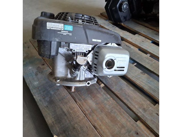 6x tuingereedschap en 4x benzinemotor, o.a. husqvarna, toro, stiga - afbeelding 39 van  52