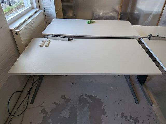 6x verstelbaar bureau - afbeelding 4 van  5