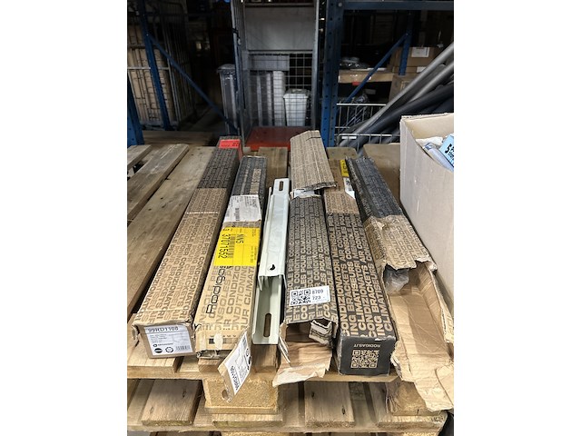 6x verwarmingsbeugels aircovent - afbeelding 1 van  4