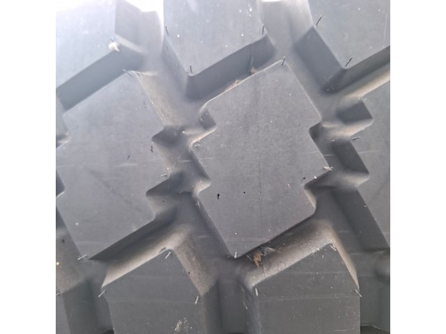 6x vrachtwagenband, goodyear, offroad ord - afbeelding 7 van  8