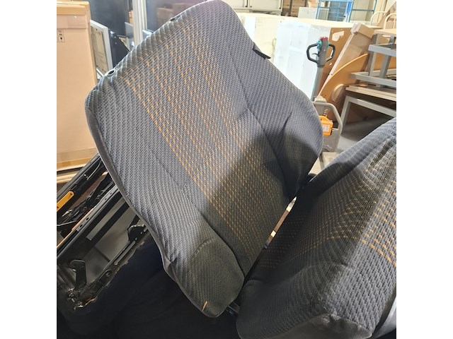 6x vrachtwagenstoel, o.a. isri - afbeelding 7 van  9