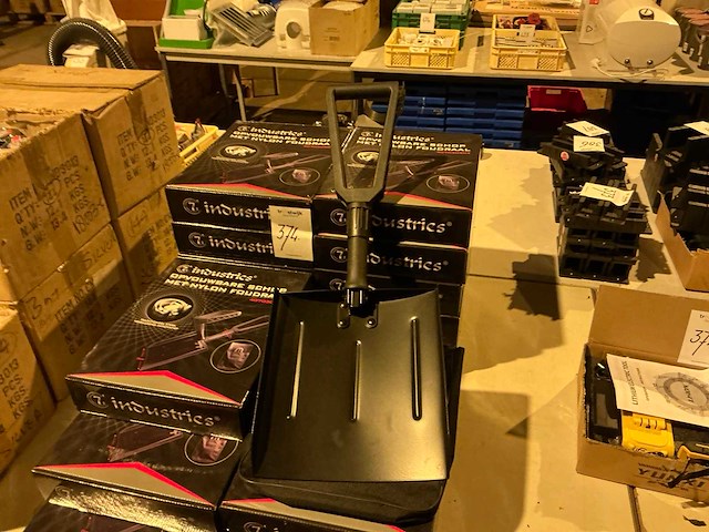 7 industries 407030503 opvouwbare schop (15x) - afbeelding 2 van  3