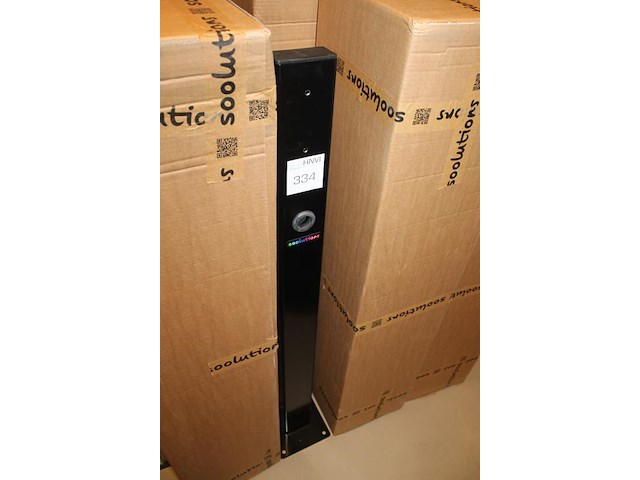 7 laadpalen met hoogte 130 cm. - afbeelding 3 van  3