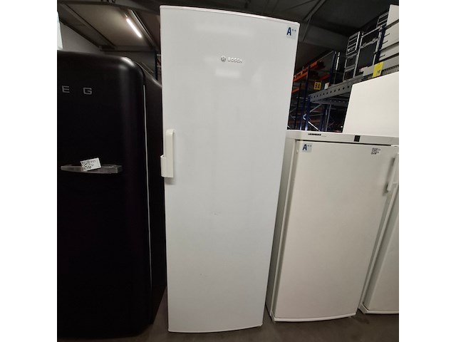 7 laden vriezer no frost, bosch a++, kggsuu28a - afbeelding 1 van  7