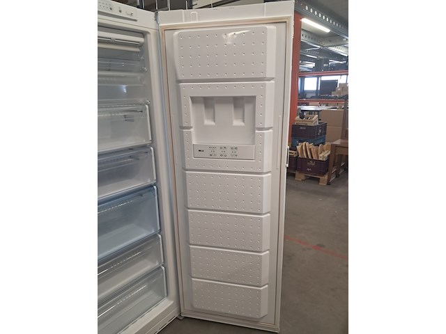 7 laden vriezer no frost, bosch a++, n28v21 - afbeelding 6 van  8
