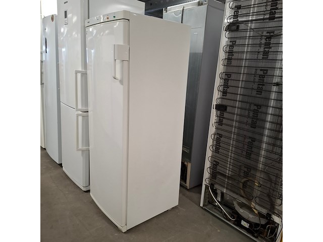 7 laden vriezer, siemens, gs26d632 - afbeelding 2 van  6