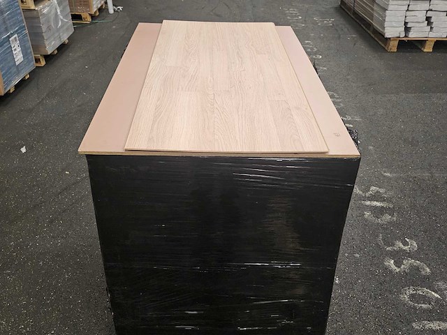 7 m2 laminaat plank - 1285 x 192 x 7 mm - afbeelding 2 van  2