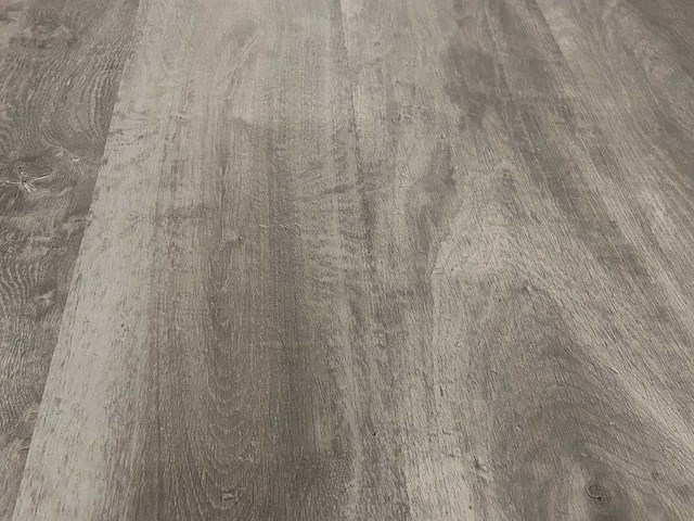 7 m2 laminaat plank - 1286 x 194 x 8 mm - afbeelding 1 van  3