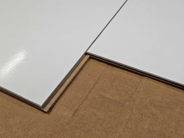 7 m2 laminaat tegel - 810 x 400 x 8 mm - afbeelding 2 van  3