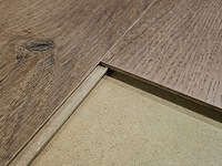 7 m2 laminaat visgraat - 665 x 133 x 8 mm - afbeelding 2 van  2