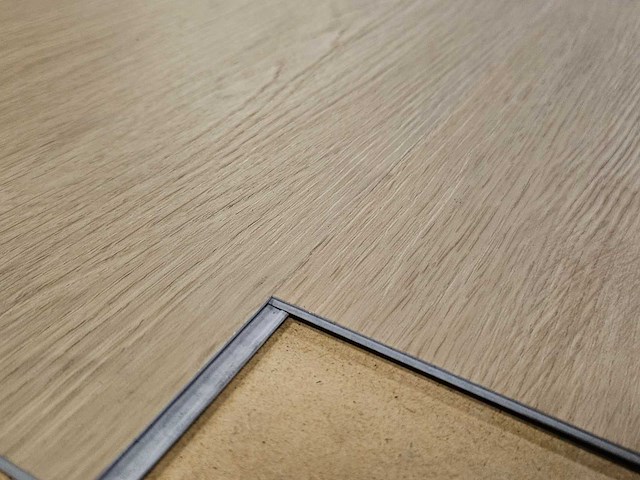 7 m2 pvc spc click plank - 1220 x 228 x 5 mm - afbeelding 1 van  1