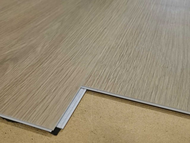 7 m2 pvc spc click plank - 1220 x 228 x 5 mm - afbeelding 2 van  3