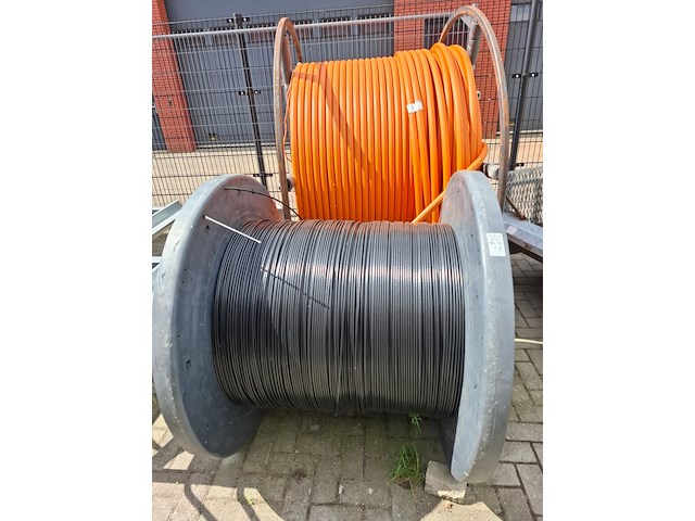 7 rol diverse bekabeling en mantelbuis - afbeelding 1 van  6