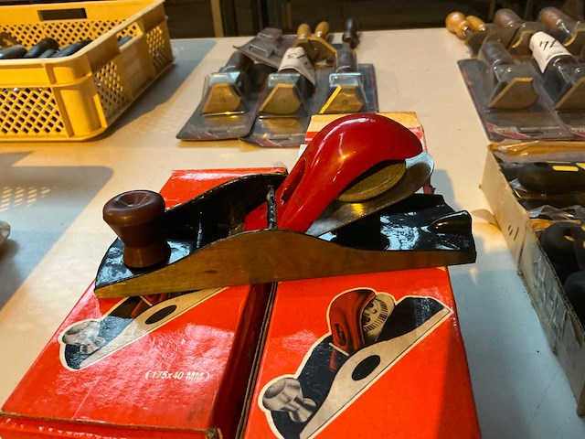 7” schaafmachine (4x) - afbeelding 1 van  2