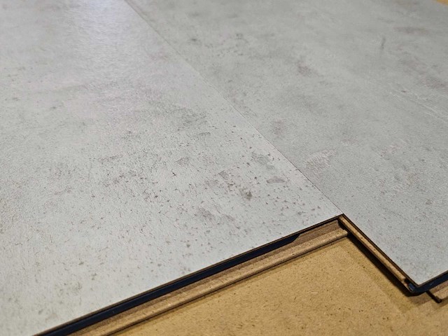 70 m2 laminaat plank - 1380 x 244 x 7 mm - afbeelding 2 van  3