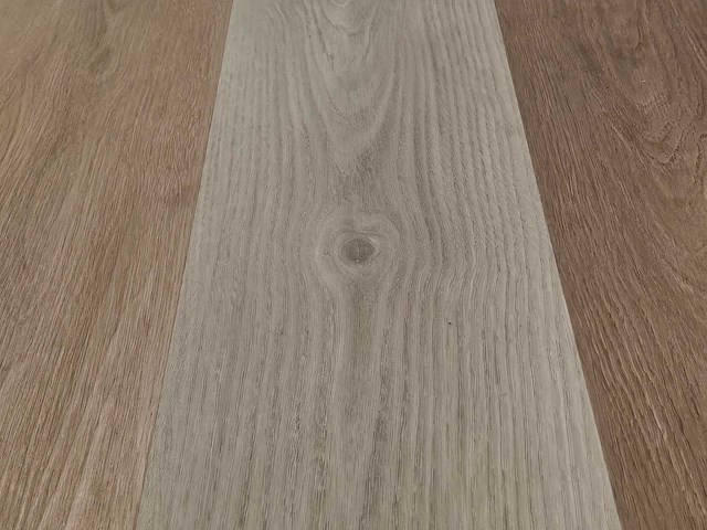 70 m2 mixpallet pvc click plank - afbeelding 1 van  2
