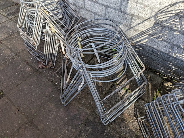 70x bloempotsteun - afbeelding 4 van  5