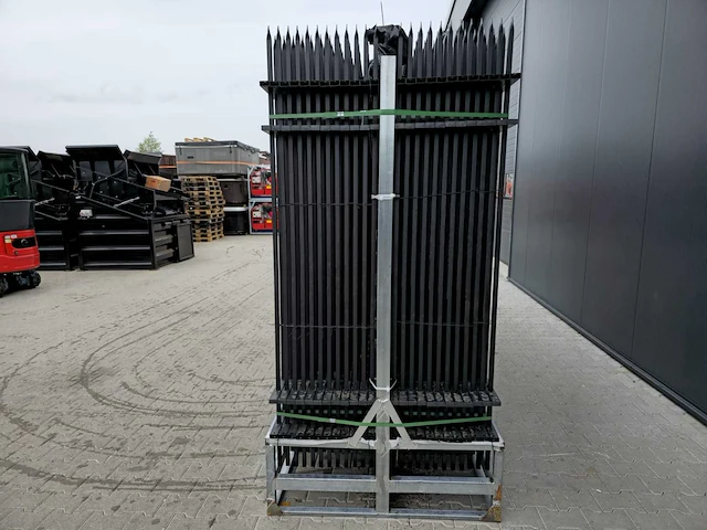 72 m spijlen hekwerk (24x) - afbeelding 8 van  8