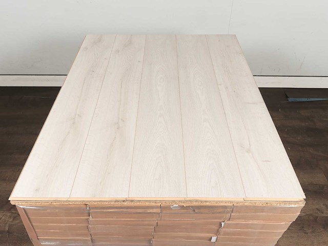 72 m2 laminaat plank - 1261 x 192 x 7 mm - afbeelding 3 van  4