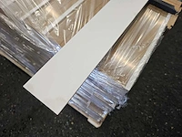 72 meter mdf luxe muur plinten 2400 x 58 x 12 mm - afbeelding 3 van  3