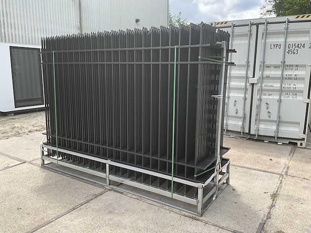 72 meter spijlen hekwerk / omheining hekwerk - afbeelding 2 van  5