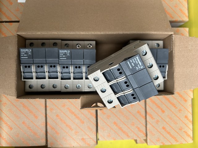 72x zekeringhouder weidmüller - afbeelding 1 van  5