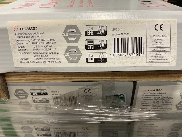 73,7m² cerastar cognac eiken composiet kliklaminaat - afbeelding 4 van  8