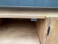 747 4 door side cabinet dressoir - afbeelding 2 van  18