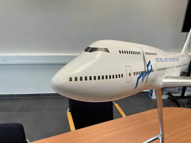 747-400 schaalmodel vliegtuig - afbeelding 5 van  6