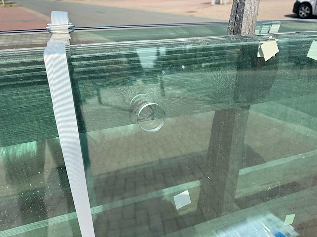 74st glaspanelen 10mm gehard veiligheidsglas inclusief glasprofiel + wieltjes - afbeelding 3 van  12