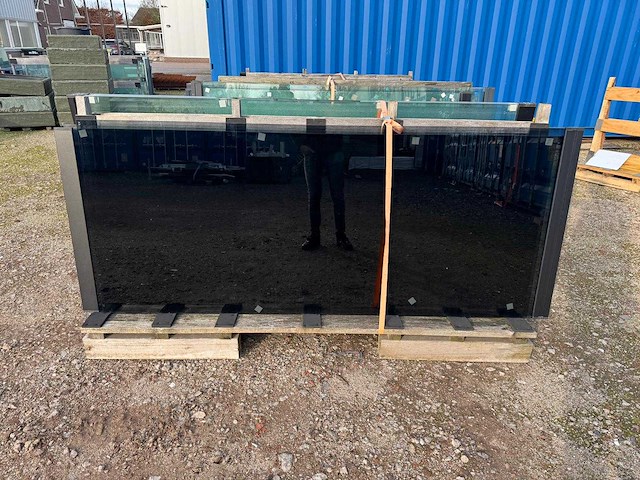 74st glaspanelen 10mm gehard veiligheidsglas inclusief glasprofiel + wieltjes - afbeelding 8 van  12
