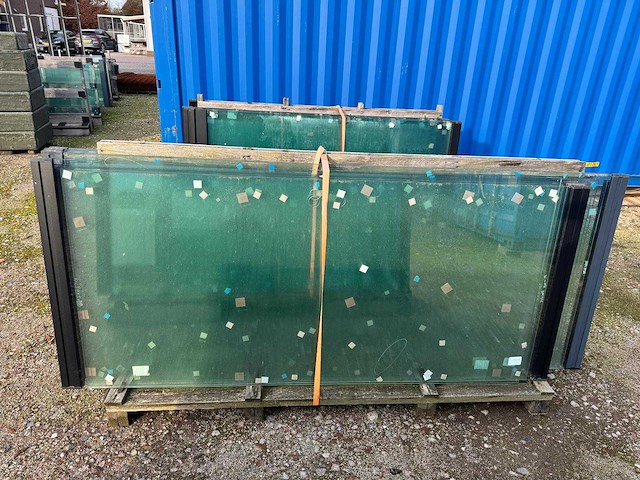 74st glaspanelen 10mm gehard veiligheidsglas inclusief glasprofiel + wieltjes - afbeelding 9 van  12