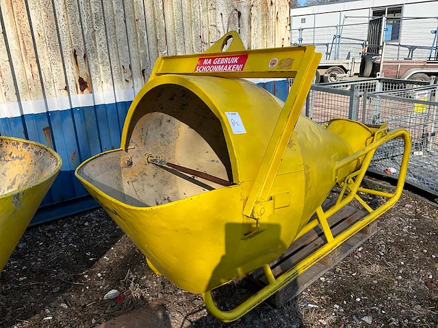 750l betonkubel - afbeelding 1 van  5
