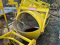 750l betonkubel - afbeelding 1 van  4