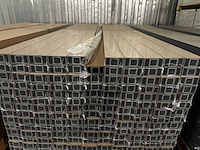 76x teak composiet lamellen / composiet roomdivider - 300 cm lang - afbeelding 2 van  5