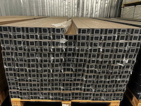 76x teak composiet lamellen / composiet roomdivider - 300 cm lang - afbeelding 3 van  5