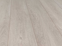 77 m2 laminaat plank - 1261 x 192 x 7 mm - afbeelding 1 van  4